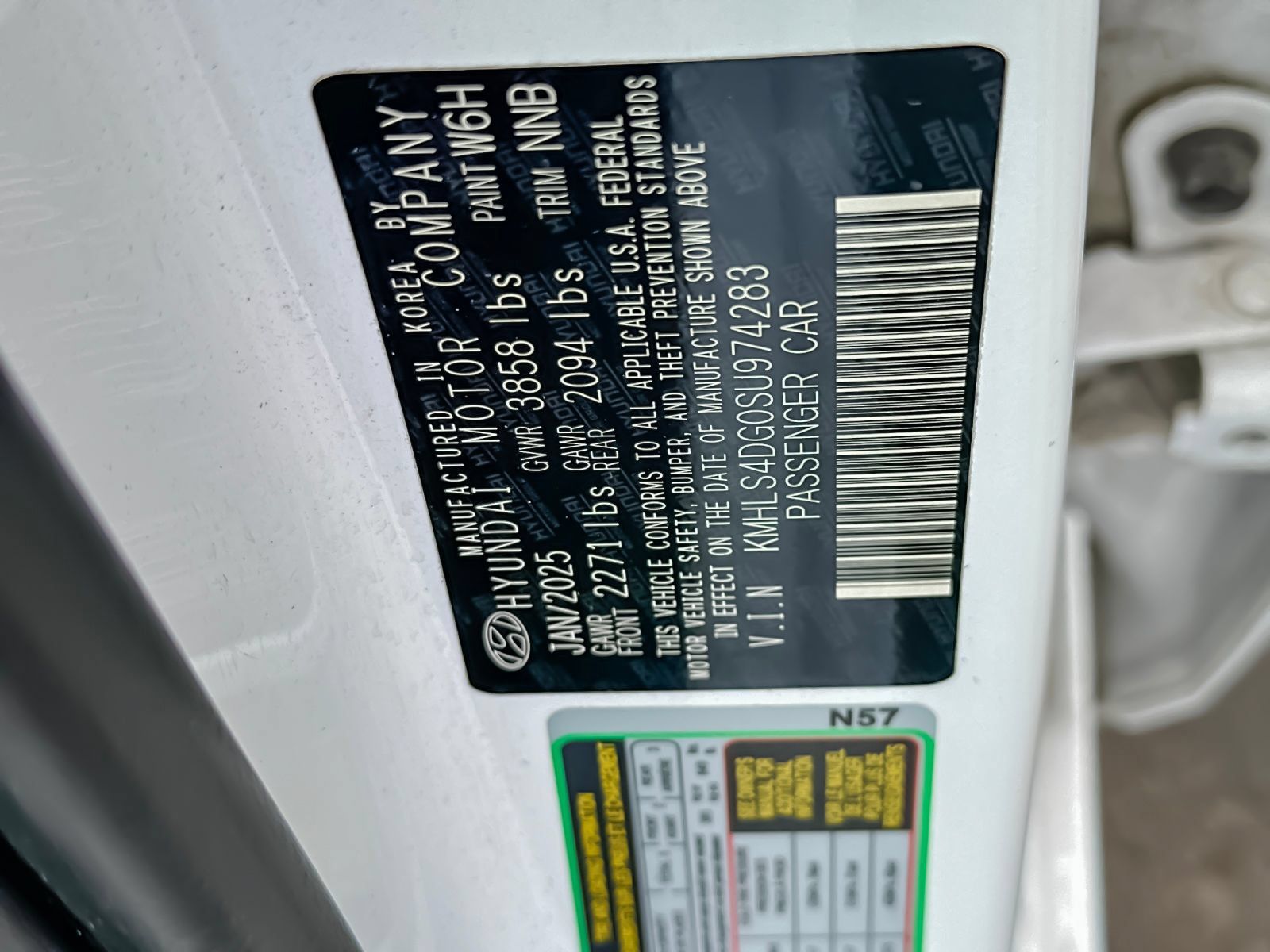 Used 2025 Hyundai Elantra SEL FWD image 27