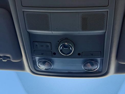 Used 2019 Volkswagen Passat 2.0T Wolfsburg w/ Wheels & Sunroof Package image 22