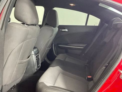 Used 2022 Dodge Charger SXT RWD image 14