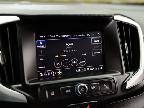 Used 2024 GMC Terrain SLE w/ Driver Convenience Package image 12