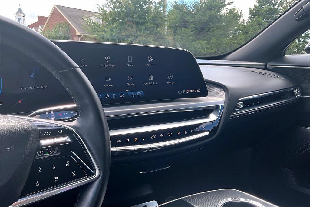 Certified 2024 Cadillac Lyriq Sport AWD/4WD image 15