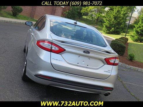 Used 2014 Ford Fusion SE w/ Equipment Group 501A FWD image 27
