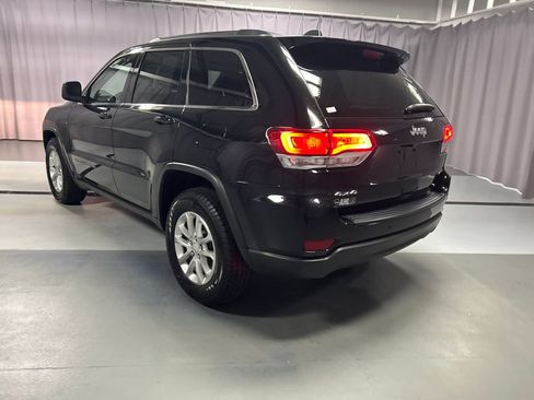 Used 2021 Jeep Grand Cherokee Laredo X AWD/4WD image 5
