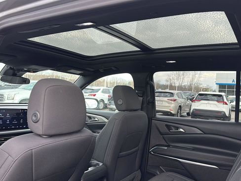 Certified 2024 Chevrolet Traverse LT w/ LPO, Floor Liner Package image 21