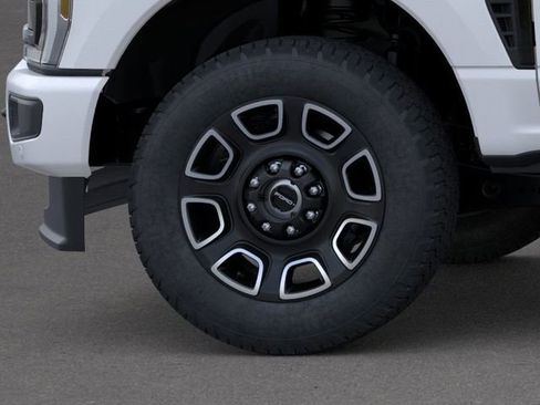 New 2026 Ford F250 Platinum w/ FX4 Off-Road Package AWD/4WD image 19