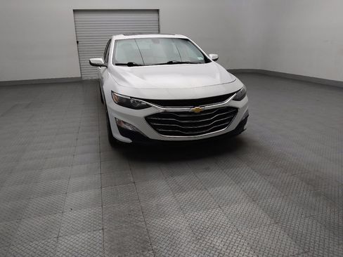 Used 2020 Chevrolet Malibu LT FWD image 14
