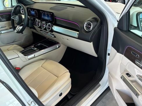 New 2026 Mercedes-Benz GLB 250 4MATIC image 12