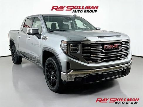 Used 2026 GMC Sierra 1500 SLT AWD/4WD image 1