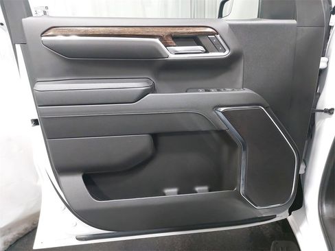 Used 2023 GMC Sierra 1500 SLE image 54