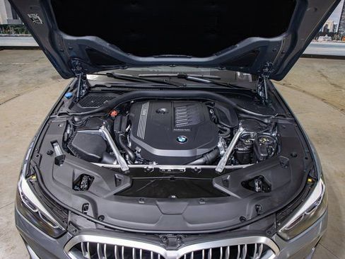 Used 2025 BMW 840i xDrive w/ Comfort Seating Package image 5