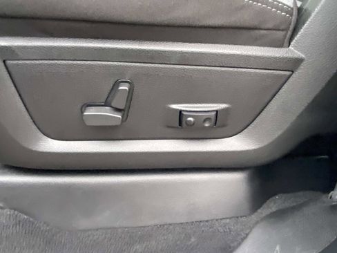 Used 2022 RAM 2500 Big Horn w/ Level A Equipment Group image 36