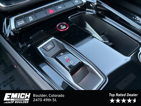 Used 2024 Audi e-tron GT Premium Plus w/ Performance Package image 22