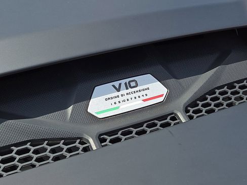 Used 2023 Lamborghini Huracan EVO AWD/4WD image 17