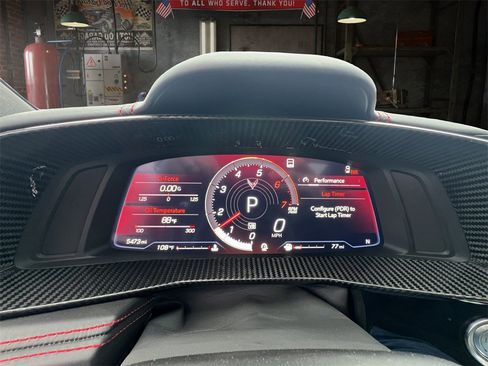 Certified 2021 Chevrolet Corvette Stingray w/ Z51 Performance Package image 18