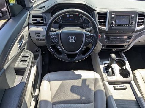 Used 2018 Honda Ridgeline RTL image 10