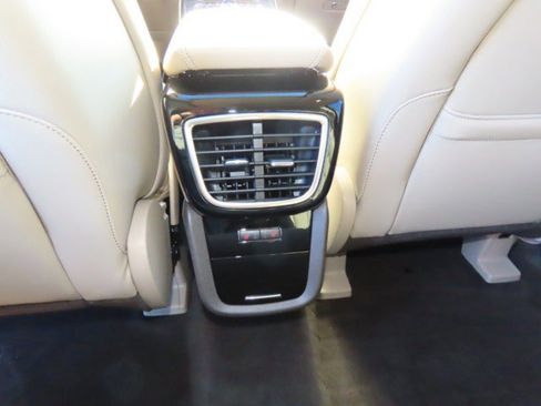 Certified 2022 Lincoln Nautilus Reserve image 20