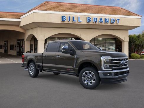 New 2025 Ford F250 Lariat w/ Chrome Package image 2