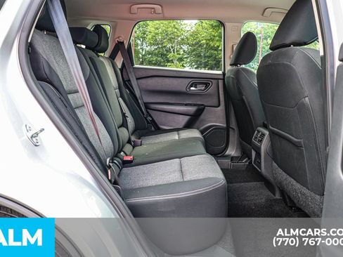 Used 2024 Nissan Rogue SV FWD image 22