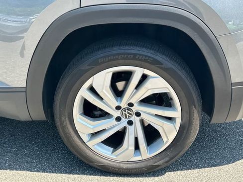 Used 2022 Volkswagen Atlas SE FWD image 19