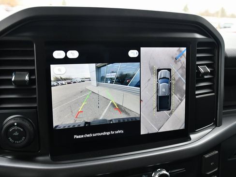 Used 2025 Ford F150 Lightning XLT image 24