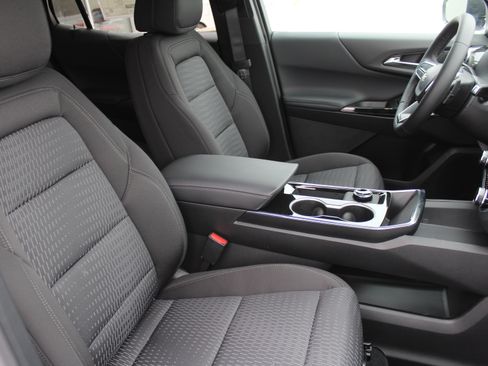 New 2026 Chevrolet Equinox LT image 15