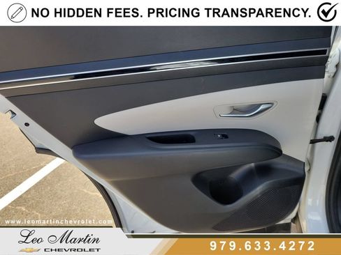 Used 2023 Hyundai Tucson SE FWD image 11