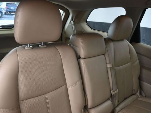 Used 2014 Nissan Pathfinder Platinum w/ Platinum Premium Package image 14