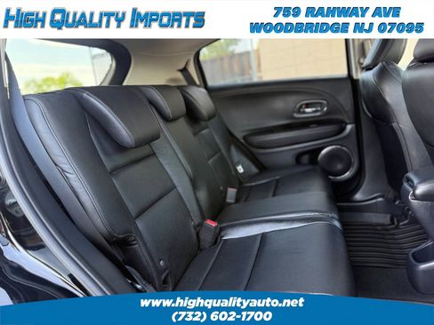 Used 2021 Honda HR-V EX-L image 21