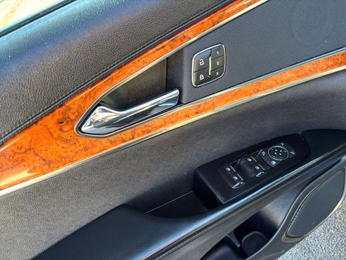 Used 2019 Lincoln Nautilus Select image 16