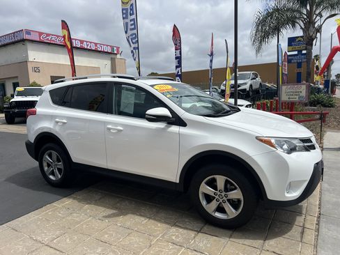 Used 2015 Toyota RAV4 XLE FWD image 11