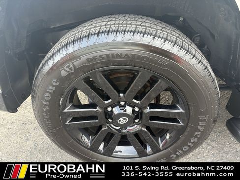 Used 2020 Toyota 4Runner Nightshade image 33