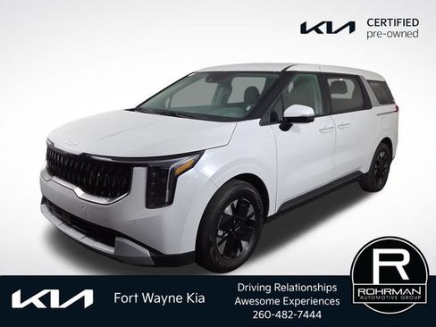 Certified 2026 Kia Carnival LXS FWD image 1