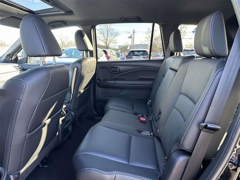 Certified 2023 Honda Passport EX-L image 9