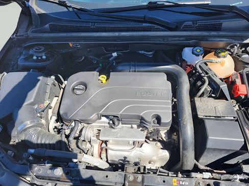 Used 2024 Chevrolet Malibu LT image 29