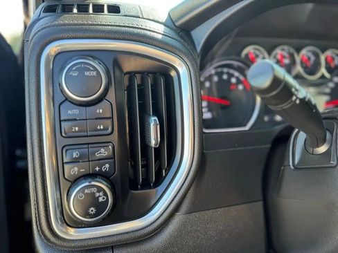 Used 2022 Chevrolet Silverado 1500 RST w/ Z71 Off-Road Package image 22