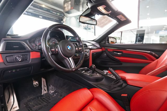 Used 2016 BMW M4 Convertible RWD image 5