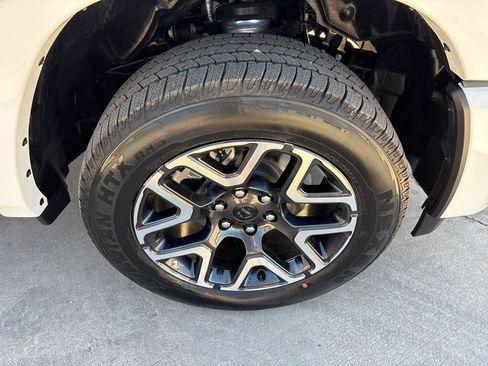 New 2026 RAM 1500 Laramie w/ Laramie Preferred Package AWD/4WD image 12