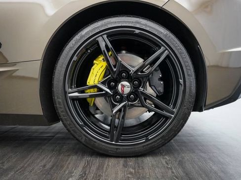 Used 2020 Chevrolet Corvette Stingray Coupe w/ 1LT RWD image 40