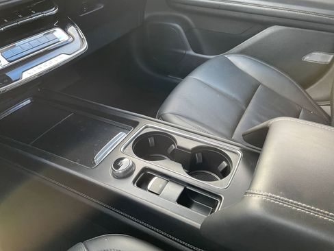 Used 2024 Lincoln Corsair Reserve image 42