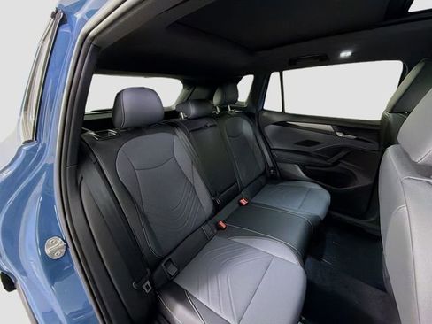 New 2026 Volkswagen Tiguan SE R-Line FWD image 27