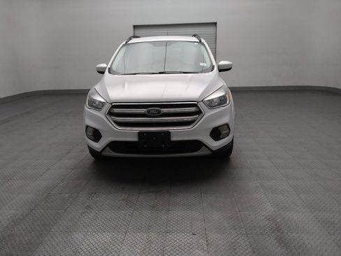Used 2018 Ford Escape SE FWD image 15