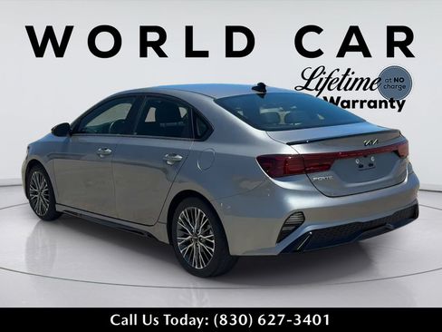 Used 2024 Kia Forte GT-Line w/ GT-Line Premium Package FWD image 5