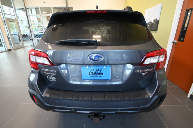 Used 2018 Subaru Outback 2.5i Limited AWD/4WD image 12