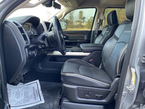 Used 2022 RAM 2500 Laramie image 11