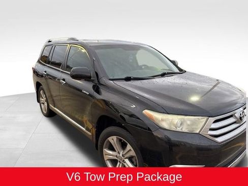 Used 2011 Toyota Highlander Limited image 3