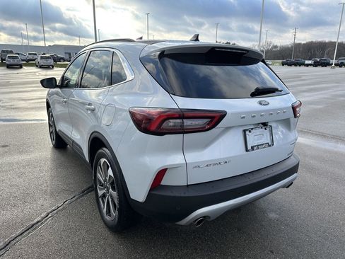 Used 2025 Ford Escape Platinum image 3