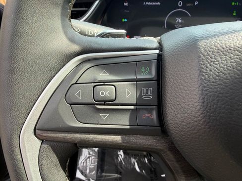 Used 2024 Jeep Grand Cherokee Limited 4xe AWD/4WD image 27