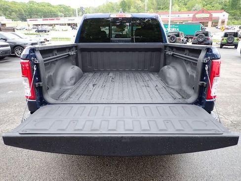 Certified 2022 RAM 1500 Big Horn AWD/4WD image 7