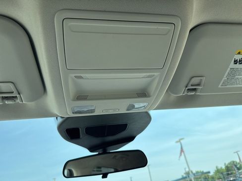 Used 2022 Ford Escape SEL image 21