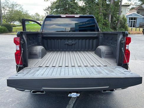 Used 2021 Chevrolet Silverado 1500 LT AWD/4WD image 33